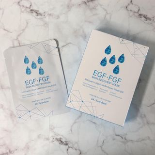 Dr.느루벗 느루벗 EGF FGF 스킨 리커버리 마스크 10장 — 5점을 준 리뷰어가 2021년 4월 올린 사용 사진