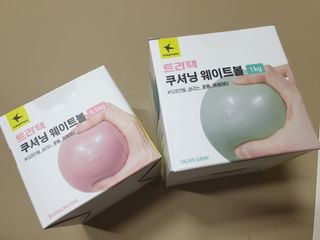 트라택 쿠셔닝 웨이트볼 0.5kg + 1kg SET — 4점을 준 리뷰어가 2022년 4월 올린 사용 사진