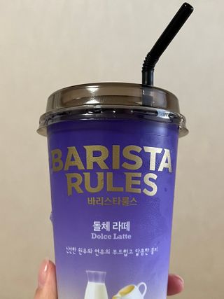 바리스타룰스 돌체 라떼 — 5점을 준 리뷰어가 2023년 4월 올린 사용 사진