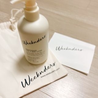 [위켄더스] 끈적임 없이 수분감을 채워주는 핸드& 바디로션 1종 랜덤발송 — 4.5점을 준 리뷰어가 2022년 4월 올린 사용 사진