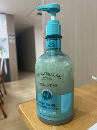 벨먼 내추럴스파 수분광채 스크럽 바디워시 600ml 5종 — 5점을 준 리뷰어가 2022년 5월 올린 사용 사진