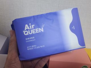 에어퀸 뉴브레스 유기농 생리대 4종 (팬티라이너 20P + 중형 10P + 대형 10P + 오버나이트 8P)_체험단 2차 — 4.5점을 준 리뷰어가 2024년 11월 올린 사용 사진