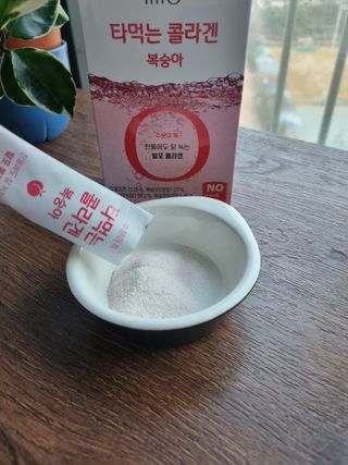[음료수 대신 가능!]  빠르게 흡수되는 아임오 타먹는 콜라겐 1박스 — 4점을 준 리뷰어가 2023년 3월 올린 사용 사진