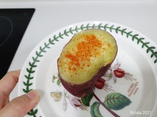 [서울시스터즈] 김치시즈닝 국내 최초 뿌려먹는 김치파우더 100g 1개+ 신제품 고추장 핫소스 185g 1개 — 5점을 준 리뷰어가 2021년 10월 올린 사용 사진