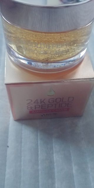아이앤립 / EYENLIP 아이앤립 24K 골드 N 펩타이드 앰플 크림 — 5점을 준 리뷰어가 2021년 4월 올린 사용 사진