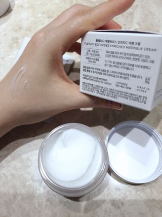 플레라디 에델바이스 인리치드 머랭 크림 — 4점을 준 리뷰어가 2021년 7월 올린 사용 사진