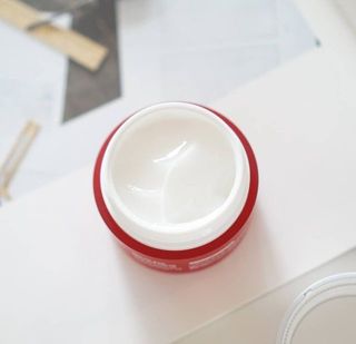 레드투래드 센서티브 슈퍼 크림 50ml — 5점을 준 리뷰어가 2021년 10월 올린 사용 사진