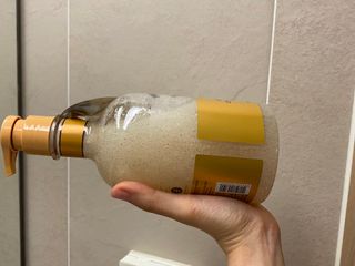 벨먼 내추럴스파 수분광채 스크럽 바디워시 600ml 5종 — 4.5점을 준 리뷰어가 2022년 5월 올린 사용 사진