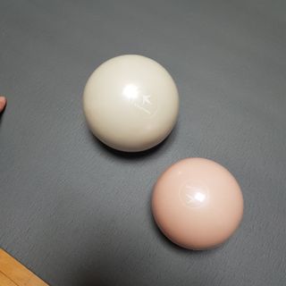 트라택 쿠셔닝 웨이트볼 0.5kg + 1kg SET — 5점을 준 리뷰어가 2022년 6월 올린 사용 사진