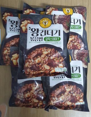 한성기업 무볼레 왕건더기 볶음밥 갈릭스테이크 — 5점을 준 리뷰어가 2021년 10월 올린 사용 사진