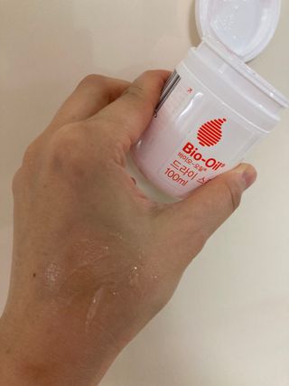 바이오오일 [바이오-오일] 드라이 스킨 젤 100ml — 4.5점을 준 리뷰어가 2021년 7월 올린 사용 사진