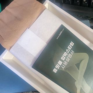 휴핏플 [네이버 구매] 허벅지형 의료용 압박스타킹 압박밴드 — 5점을 준 리뷰어가 2025년 1월 올린 사용 사진