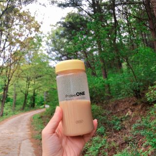 프로티원 단백질쉐이크 곡물맛 2주분 1통+보틀 — 4점을 준 리뷰어가 2021년 4월 올린 사용 사진