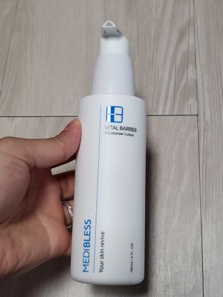 메디블레스 바이탈 베리어 로션 — 5점을 준 리뷰어가 2022년 5월 올린 사용 사진
