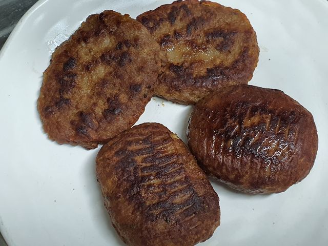 정준하 떡갈비 3종 리뷰 사진