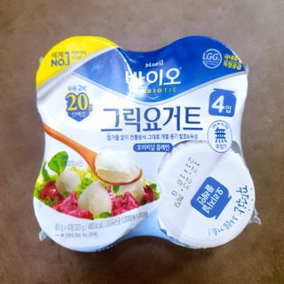 매일바이오 그릭요거트 오리지널 플레인 4개, 로스터리 커피믹스 4개 — 5점을 준 리뷰어가 2021년 12월 올린 사용 사진