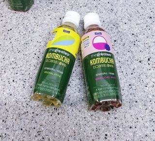 더그레잇티 콤부차 300ml *12개입 (오리지널 6개+베리리치 6개) — 5점을 준 리뷰어가 2022년 7월 올린 사용 사진