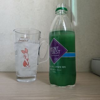 몽베스트 Montbest with Sparkling water Plain 20병 — 5점을 준 리뷰어가 2022년 9월 올린 사용 사진