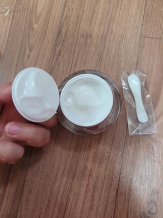피부미 골드베릴 미라클페어 세레이징 퍼밍 크림 50ml — 5점을 준 리뷰어가 2021년 9월 올린 사용 사진
