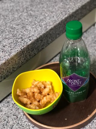 몽베스트 Montbest with Sparkling water Plain 20병 — 5점을 준 리뷰어가 2022년 10월 올린 사용 사진
