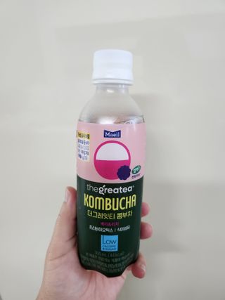 더그레잇티 콤부차 [매일유업] 더그레잇티 44kcal 콤부차 300ml *12개입 (오리지널 6개+베리리치 6개) — 5점을 준 리뷰어가 2023년 8월 올린 사용 사진
