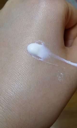 스킨큐어 산다화 유기농 레몬썬크림 — 5점을 준 리뷰어가 2022년 4월 올린 사용 사진