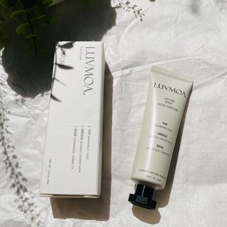 러브모아 향수 고체향수 승무원 고체향수 바르는 향수 니치향수 도손 우드세이지 앤 씨솔트 — 5점을 준 리뷰어가 2022년 10월 올린 사용 사진