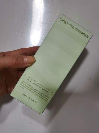 프리마인 메이크업과 들뜨는 각질까지 한방에 깐달걀로! 순하기까지한 셀베이스 그린티클렌저(200ml) — 5점을 준 리뷰어가 2023년 5월 올린 사용 사진