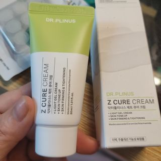 닥터플리너스 제트 큐어 크림 30ml + 제로 트러블 패치 9EA — 4.5점을 준 리뷰어가 2022년 3월 올린 사용 사진