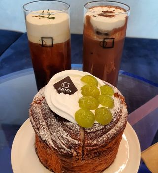 아방갤러리카페 용산아이파크몰점 [아방갤러리카페] 음료 택 2 +  베이커리 5종 중 택 1 — 5점을 준 리뷰어가 2021년 4월 올린 사용 사진