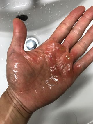 랑벨 내츄럴 딥 클렌징 오일 200ml (저자극 약산성 천연 클렌징) — 5점을 준 리뷰어가 2022년 10월 올린 사용 사진