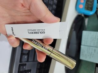 피부미 골드베릴 아이래쉬 앰플 10ml — 5점을 준 리뷰어가 2021년 10월 올린 사용 사진