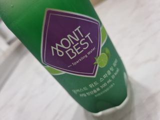몽베스트 Montbest with Sparkling water Lime20병 — 5점을 준 리뷰어가 2021년 10월 올린 사용 사진