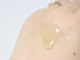 프리마인 메이크업과 들뜨는 각질까지 한방에 깐달걀로! 순하기까지한 셀베이스 그린티클렌저(200ml) — 5점을 준 리뷰어가 2023년 3월 올린 사용 사진