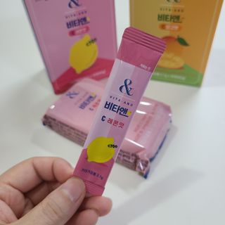 비타앤C 레몬맛, 망고맛 — 4.5점을 준 리뷰어가 2021년 8월 올린 사용 사진