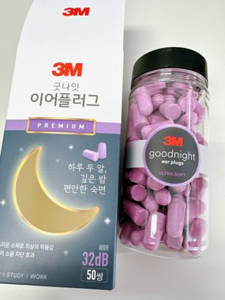 3M 소음방지 수면 귀마개 굿나잇 이어플러그 오렌지/퍼플 50쌍 — 5점을 준 리뷰어가 2023년 7월 올린 사용 사진