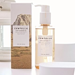 스킨1004 [SKIN1004] 마다가스카르 센텔라 라이트 클렌징 오일 200ml — 5점을 준 리뷰어가 2024년 7월 올린 사용 사진