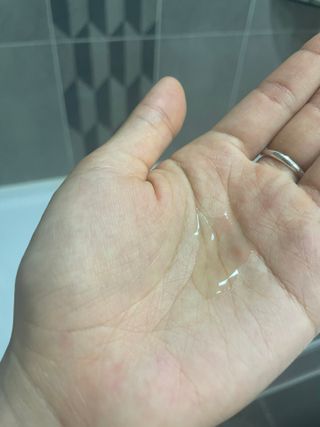 바이오오일 [바이오-오일] 스킨케어 오일 내추럴 60ml — 3.5점을 준 리뷰어가 2021년 6월 올린 사용 사진