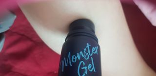 [바록스] 류현진 올인원 바디릴렉싱 몬스터겔 50ml — 5점을 준 리뷰어가 2021년 3월 올린 사용 사진