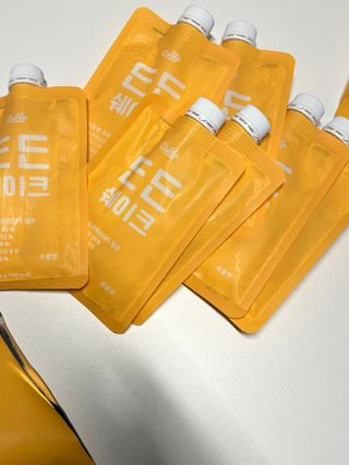 [덜다] 든든 식물성 단백질 쉐이크 40g X 7입 (곡물/딸기) — 5점을 준 리뷰어가 2023년 8월 올린 사용 사진