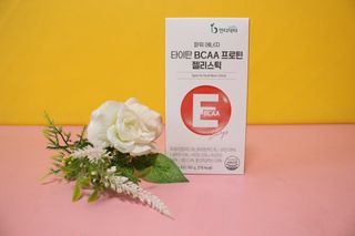[인디닥터] 타이탄 BCAA 프로틴 젤리스틱 — 5점을 준 리뷰어가 2022년 5월 올린 사용 사진
