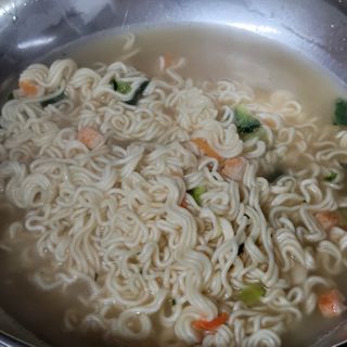 [풀무원] 자연은맛있다 정면, 백면, 홍면  세트 — 5점을 준 리뷰어가 2021년 4월 올린 사용 사진
