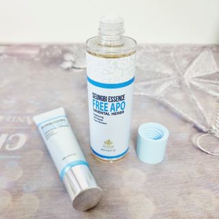조아산코스메틱 승비 에센스 프리아포 오리엔탈 허브 크림 + 승비 에센스 프리아포 오리엔탈 허브 스킨 SET — 5점을 준 리뷰어가 2022년 5월 올린 사용 사진