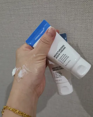 더마포레스트 마데카소사이드 리페어 크림,  모이스처라이징 아쿠아크림 — 5점을 준 리뷰어가 2021년 8월 올린 사용 사진