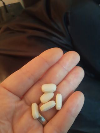 프리마인 평생 써야하는 관절의 건강을 위한 완벽설계 솔루션 관절n마디케어 플러스 120정 — 5점을 준 리뷰어가 2022년 4월 올린 사용 사진