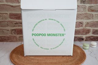 [푸푸몬스터](선물세트) 비건 펫 데오 스프레이(탈취제) 500ml (유향/무향 택 1)+산책 물통+메시지카드 — 5점을 준 리뷰어가 2022년 8월 올린 사용 사진