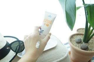 [트리티스] UV 디펜스 선크림 PA+++ / SPF50+  60ml — 5점을 준 리뷰어가 2021년 1월 올린 사용 사진