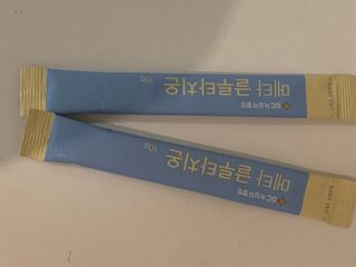 메타웰빙 GC녹십자웰빙 메타 글루타치온 — 3.5점을 준 리뷰어가 2022년 10월 올린 사용 사진