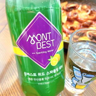 몽베스트 Montbest with Sparkling water Lime20병 — 5점을 준 리뷰어가 2022년 7월 올린 사용 사진