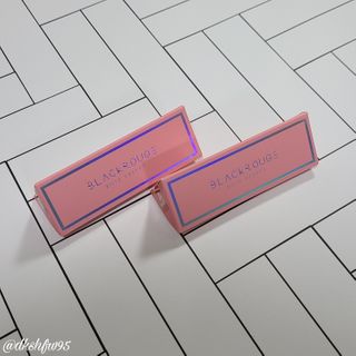 [블랙루즈] 로즈 벨벳 립스틱 택1+랜덤1 — 5점을 준 리뷰어가 2020년 12월 올린 사용 사진